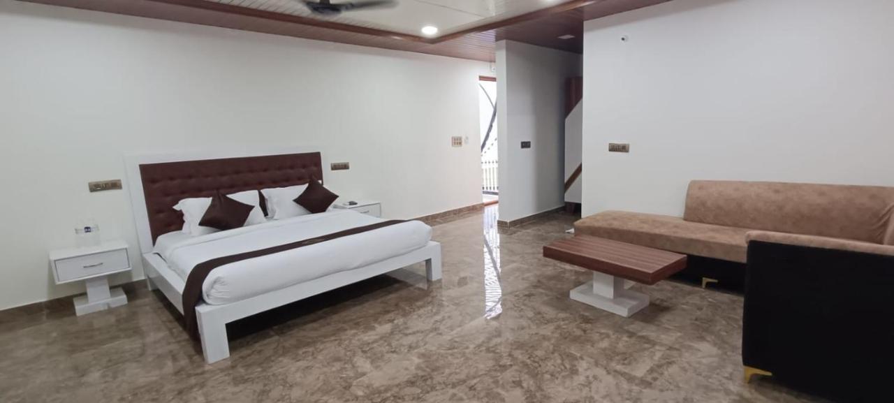 Kcr Resorts & Convention Maisaram ภายนอก รูปภาพ